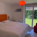 Maison De Charme Avec Jardin, 9 Couchages, - Fr-1-239-1035 Hébergement de vacances *