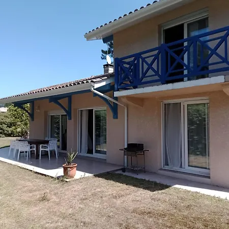 Maison Avec Jardin, 10 Pers, A Pied, - Fr-1-239-1035 Holiday home Capbreton