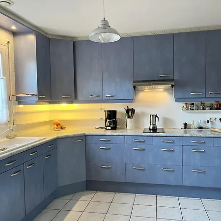 Holiday home Maison Avec Jardin, 10 Pers, A Pied, - Fr-1-239-1035 *