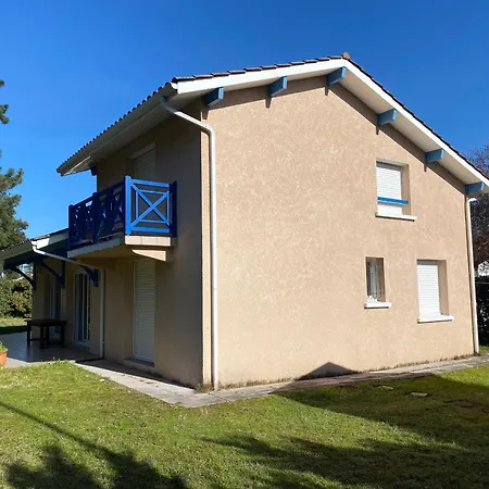 Holiday home Maison Avec Jardin, 10 Pers, A Pied, - Fr-1-239-1035 Capbreton