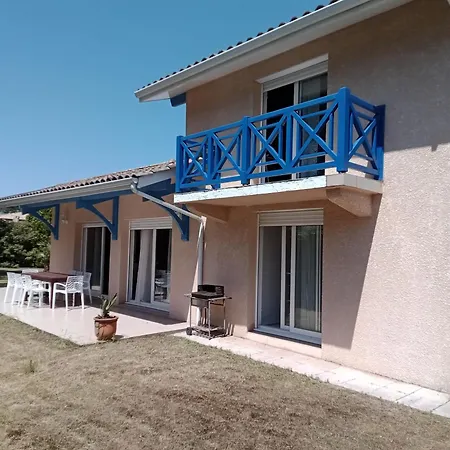 Maison Avec Jardin, 10 Pers, A Pied, - Fr-1-239-1035 Holiday home Capbreton